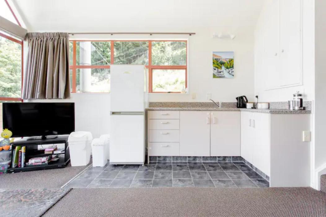 Hot Tub And Views Over Central Queenstown - Entire Holiday House Zewnętrze zdjęcie