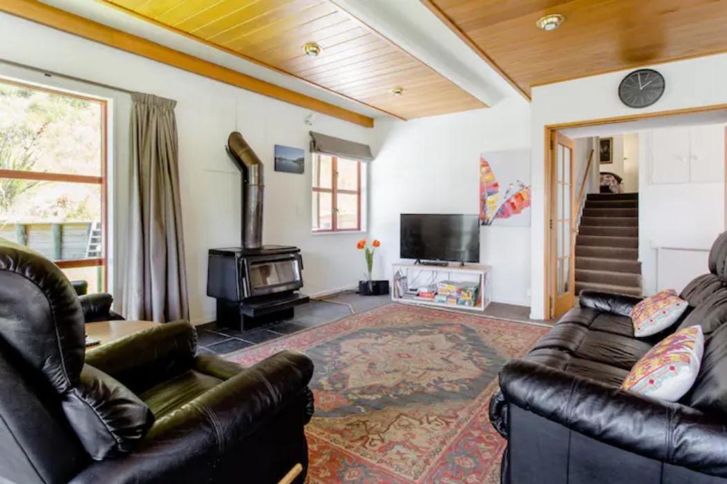 Hot Tub And Views Over Central Queenstown - Entire Holiday House Zewnętrze zdjęcie