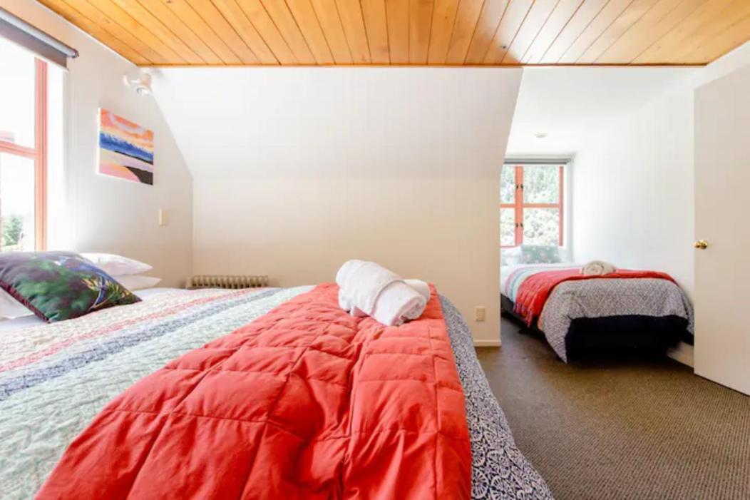Hot Tub And Views Over Central Queenstown - Entire Holiday House Zewnętrze zdjęcie